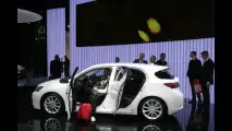 Lexus al Salone di Parigi 2010