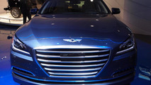 2015 Hyundai Genesis live at 2014 NAIAS