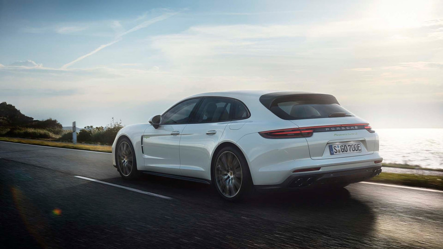 2018 Porsche Panamera Turbo S E-Hybrid Sport Turismo