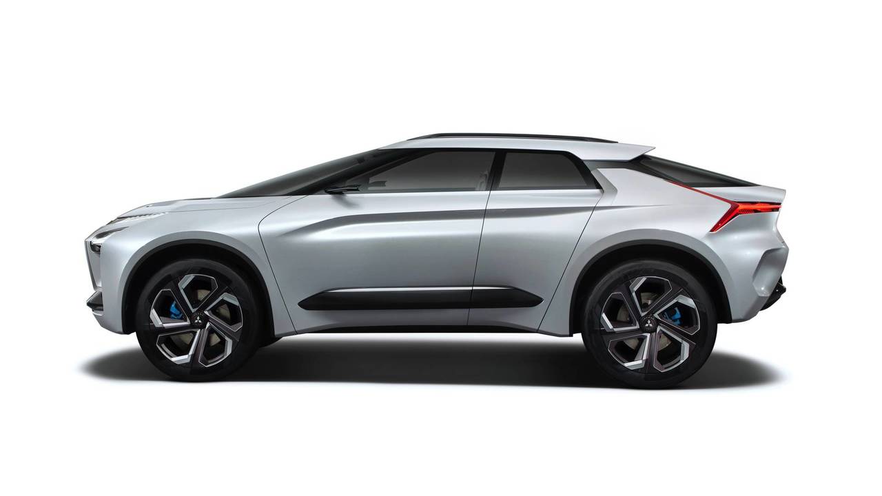 Mitsubishi e-Evolution SUV Concept