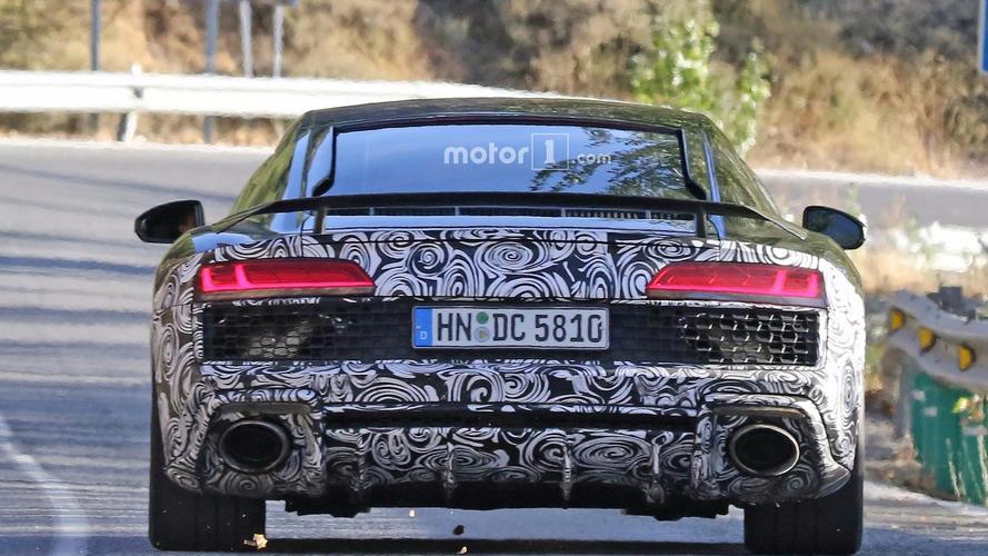 New Audi R8 version spy photo