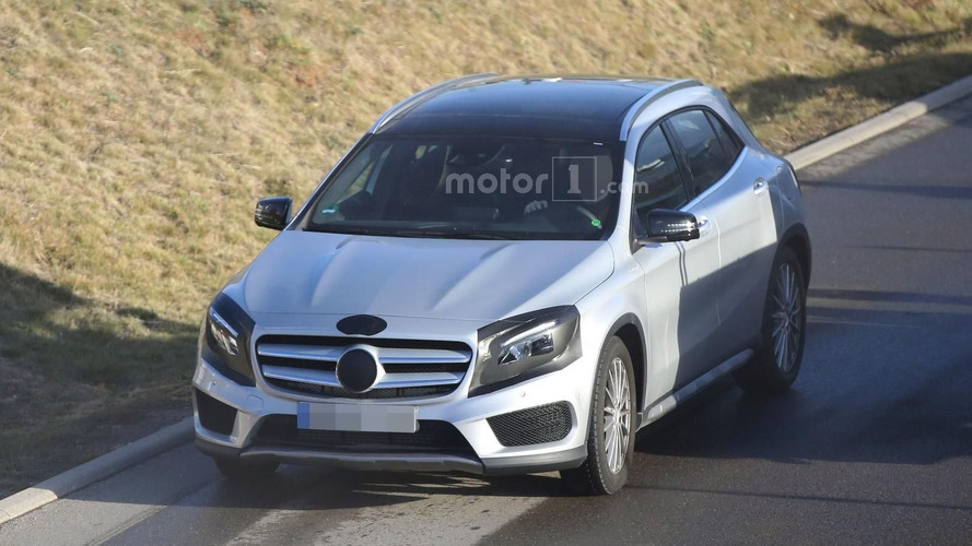 2017 Mercedes GLA casus fotoğrafları
