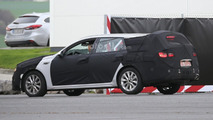 Kia Optima SW spy photo