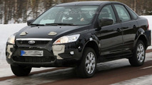2010 Ford Focus prototype mule spy photo