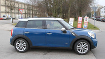 Mini Countryman Cooper S Diesel spied 21.11.2010