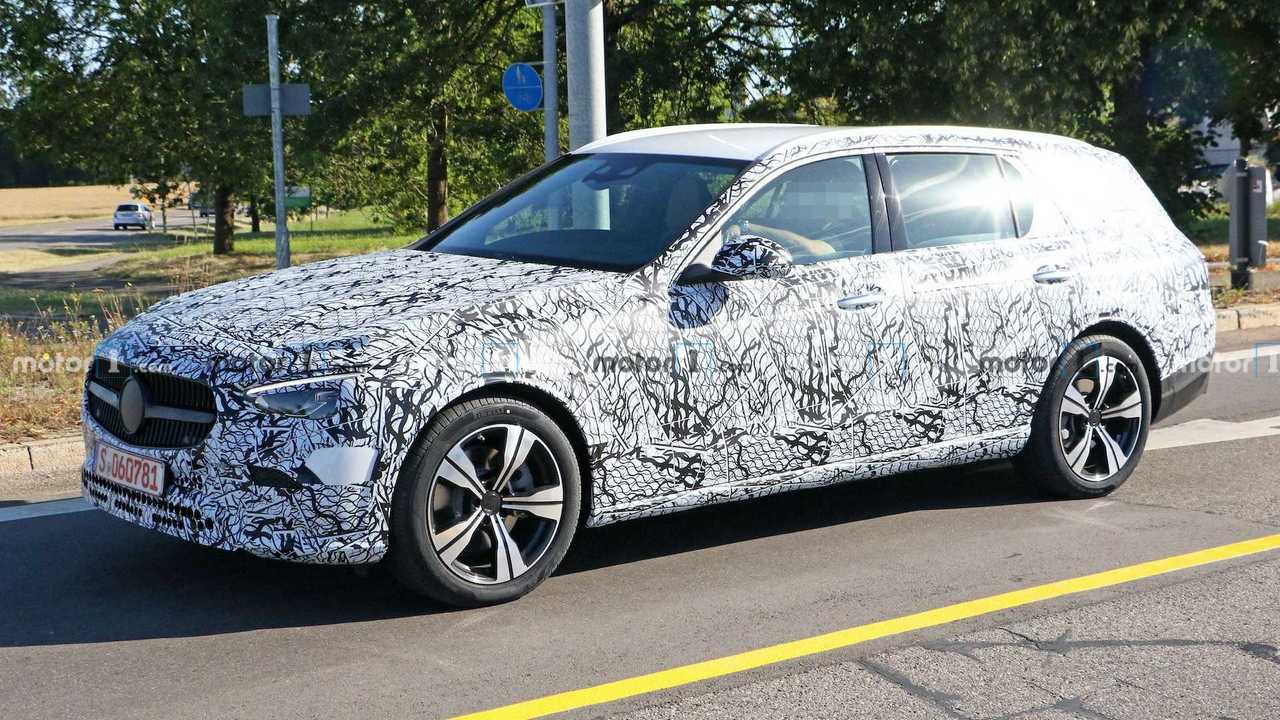 Mercedes C-Serisi Estate casus fotoğraflar