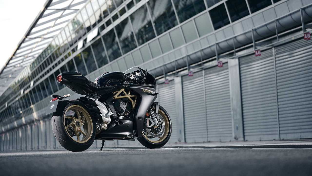 2021 MV Agusta Superveloce 800-Black, Beauty 3/4 Right Rear Paddock