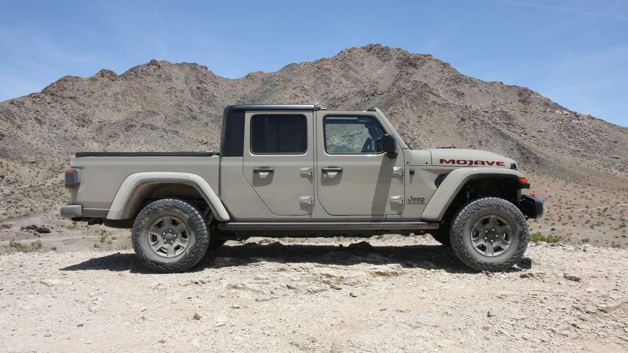 2020 Jeep Gladiator Mojave Exterior Side Profile