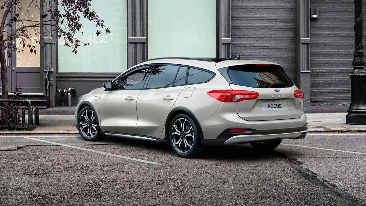2020 Ford Focus EcoBoost Hybrid