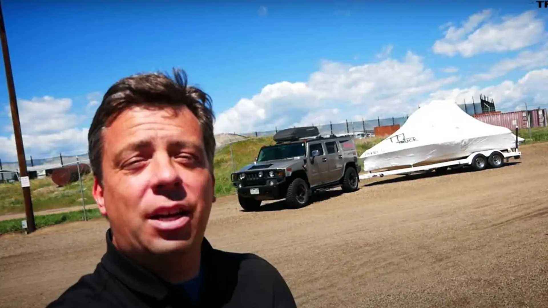 Watch Hummer H2 Do 0 60 Mph Test While Towing Boat