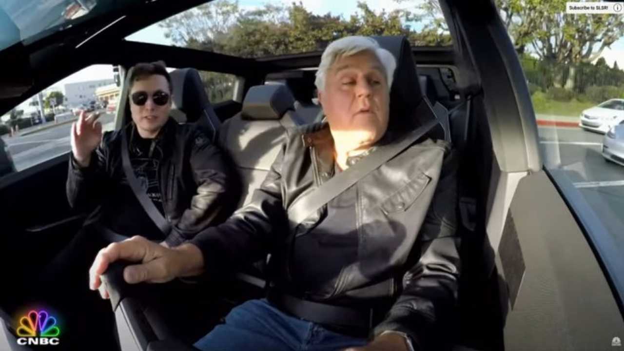 Elon Musk e Jay Leno sul Tesla Cybertruck