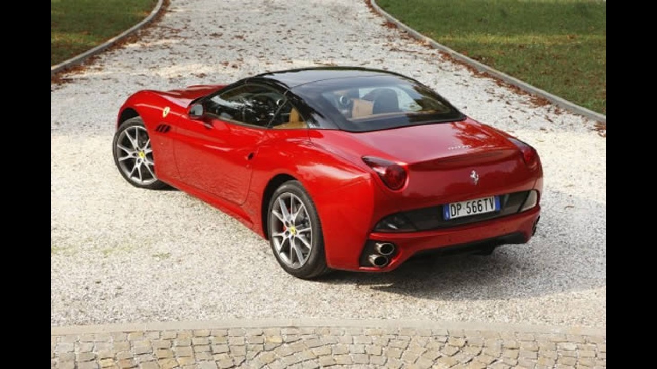 Salão de Paris: Nova Ferrari California HELE
