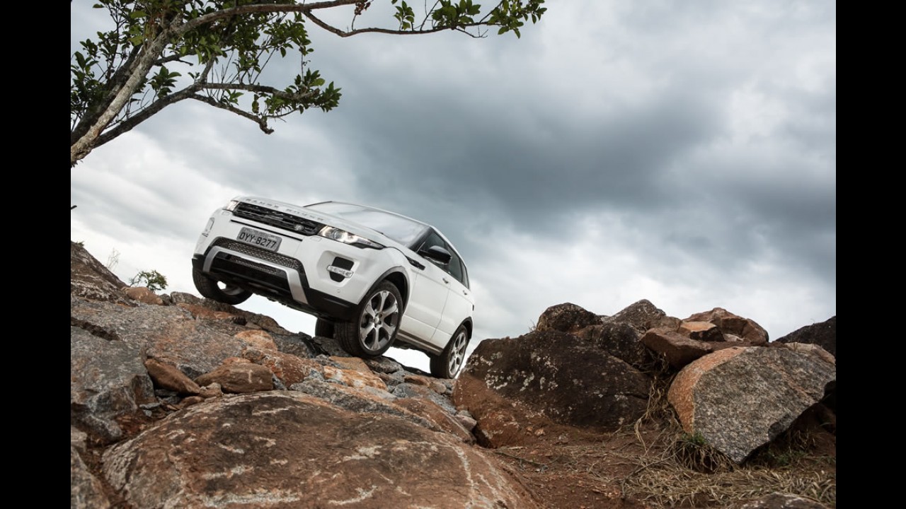 Volta Rápida: Evoque 2014, agora com nove marchas, fica ainda melhor