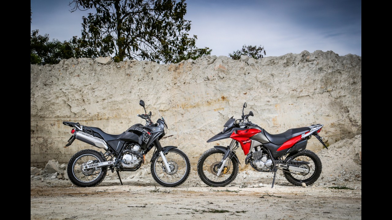 Avaliação: Honda XRE 300, agora flex, encara Yamaha Ténéré 250