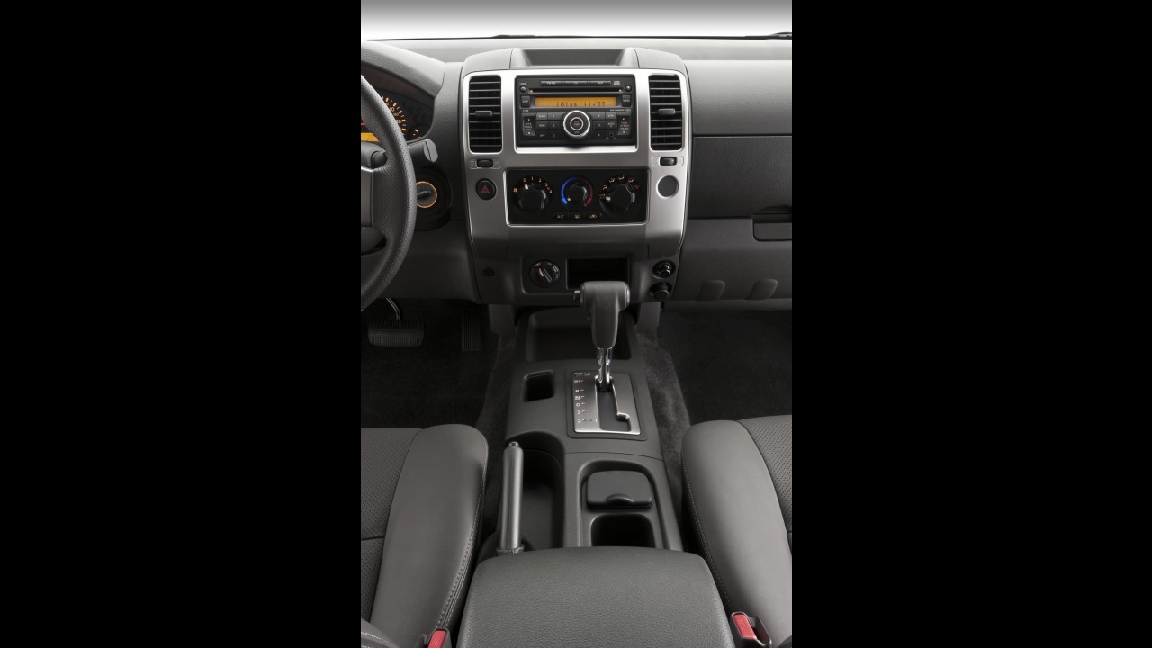 Nissan lança Frontier 2012 com nova cor e novos itens - Preço inicial é de R$ 85.390