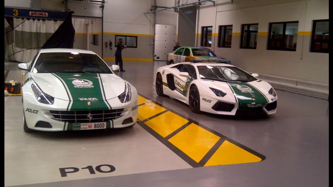 Bugatti Veyron se junta a superfrota da Polícia de Dubai