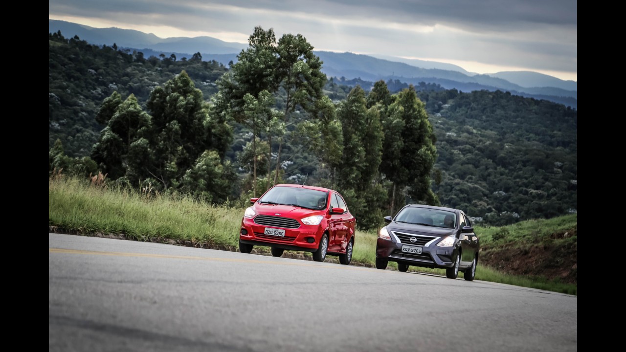 Teste CARPLACE: Versa desafia Ka+ entre os sedãs 1.0 3-cilindros