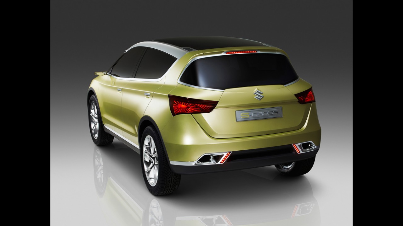 Suzuki S-Cross Concept também tem primeiros detalhes oficiais divulgados antes de Paris