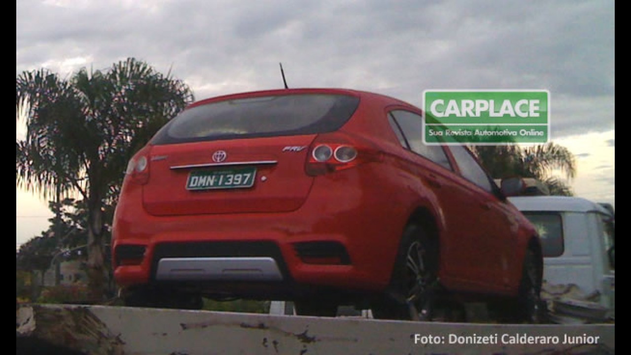 Exclusivo: Leitor flagra o chinês Brilliance FRV Hatch em Osasco - SP