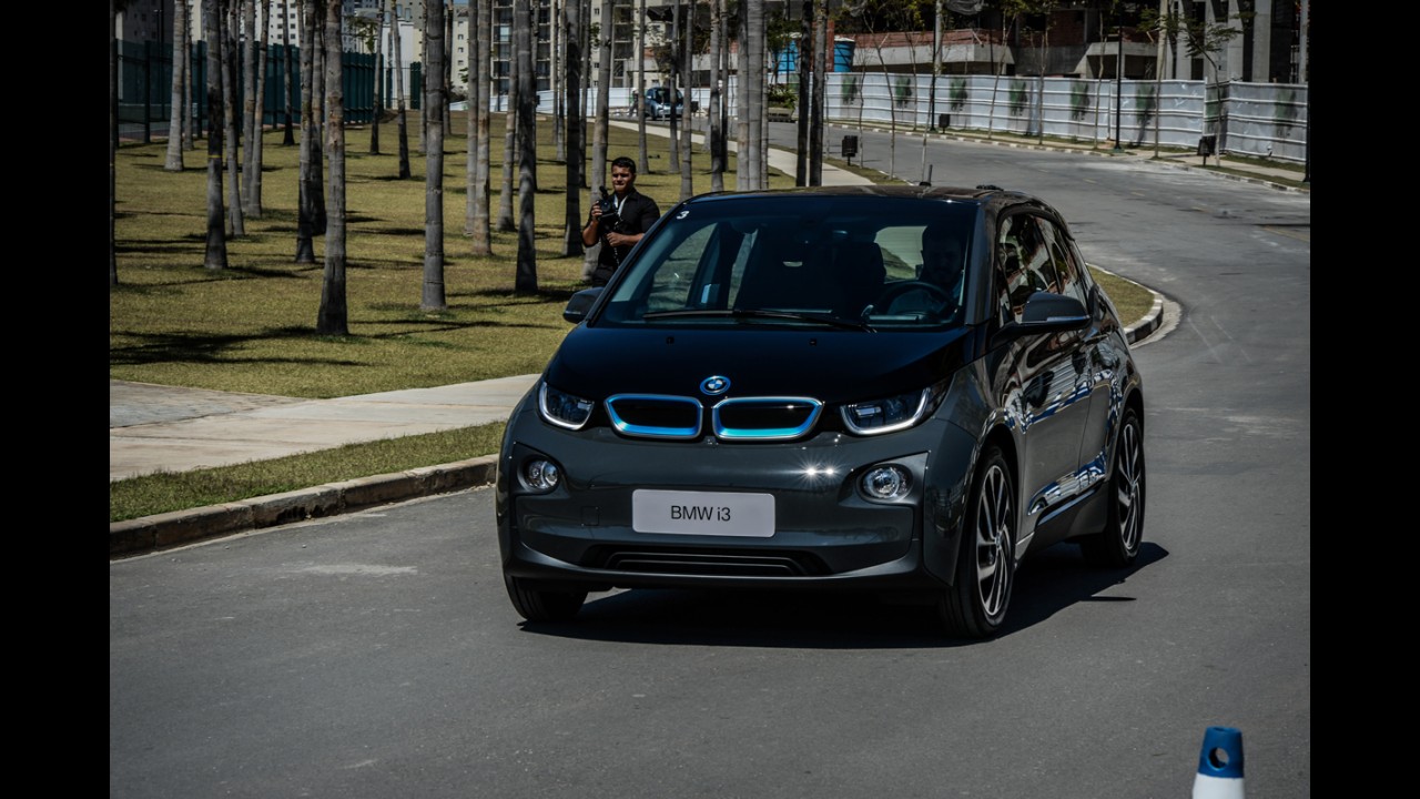 Volta rápida: BMW i3 antecipa o que vamos dirigir amanhã