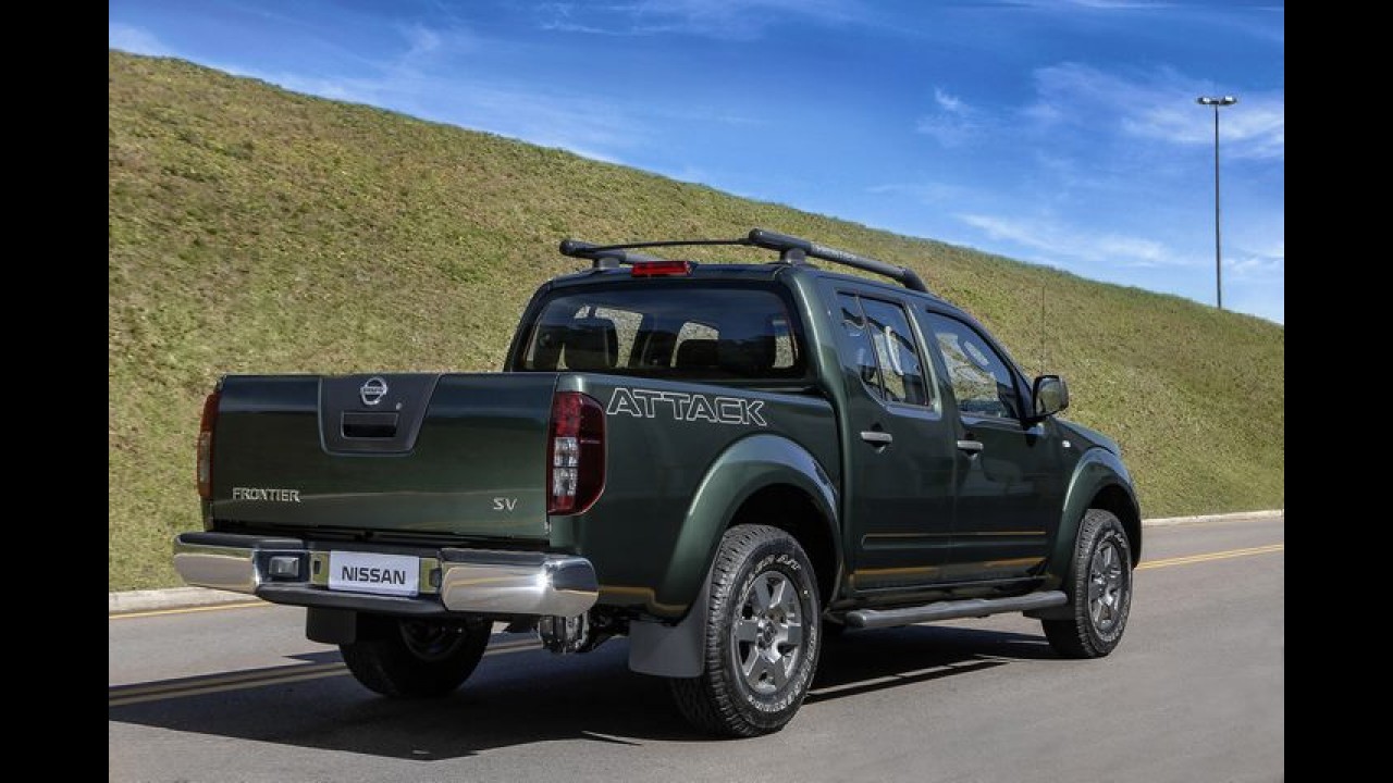 Frontier 2015 ganha novos itens e versão SV Attack 4x4 com câmbio automático