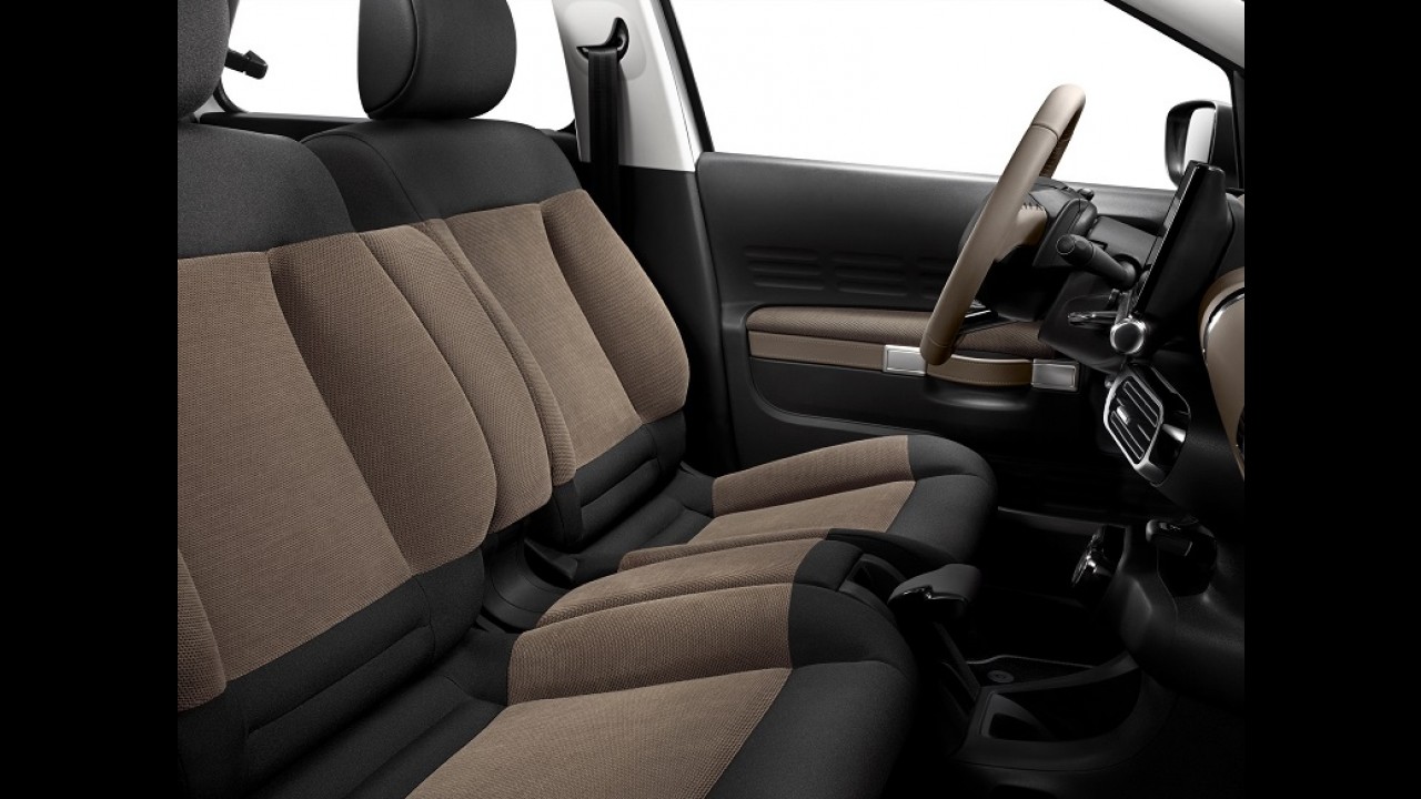 Em Genebra, chefão da Citroën confirma lançamento do C4 Cactus no Brasil