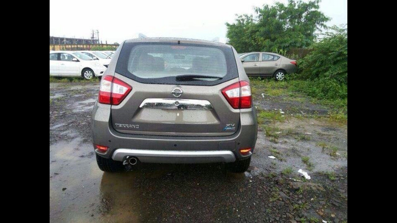 Nissan Terrano, rival do EcoSport, roda sem disfarces antes do lançamento na Índia