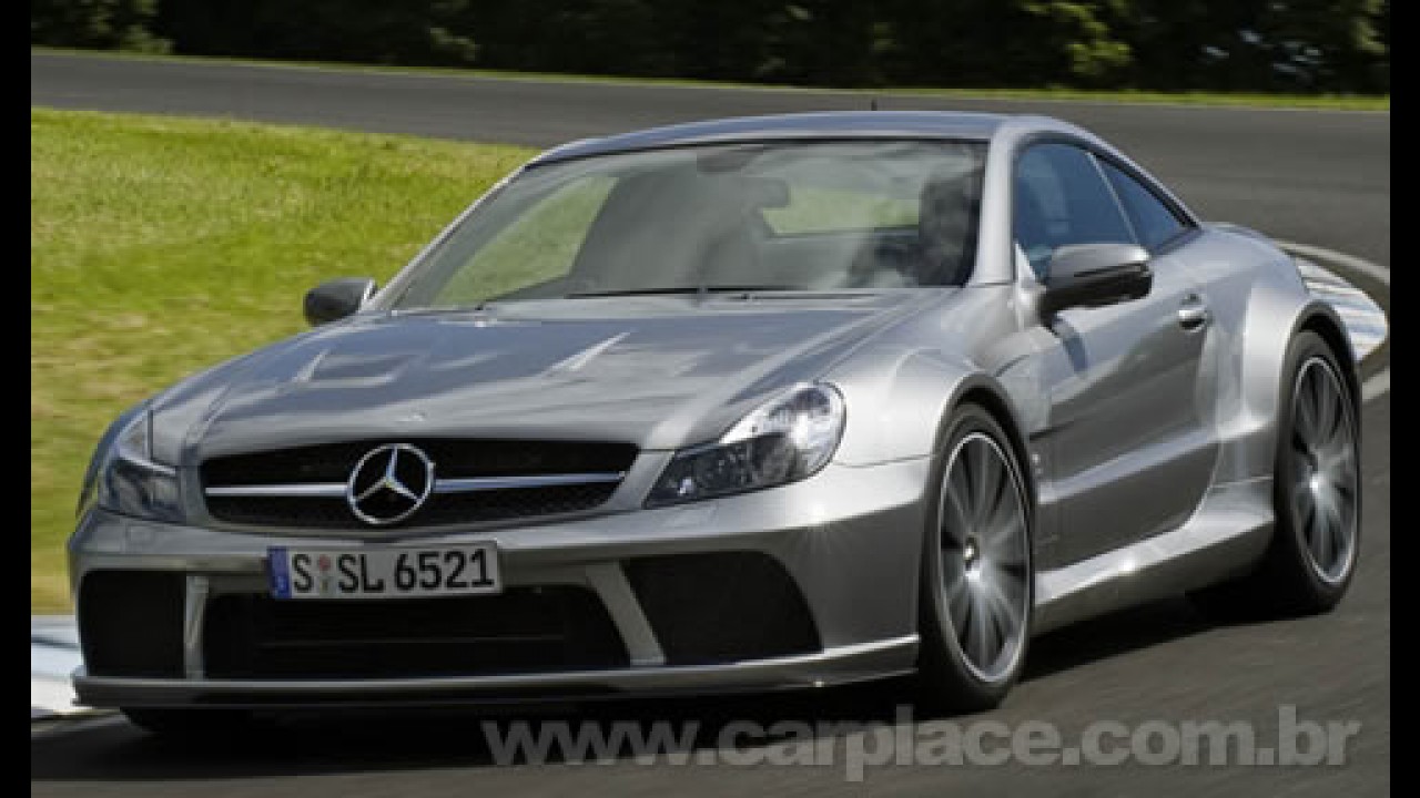 Mercedes-Benz revela o novo SL65 AMG Black Series com motor V12 de 661cv