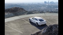 Porsche 600 Beygir Gücündeki Elektrikli Otomobili Mission E'yi Tanıttı