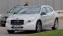 Mercedes-Benz GLA-Class refresh spy
