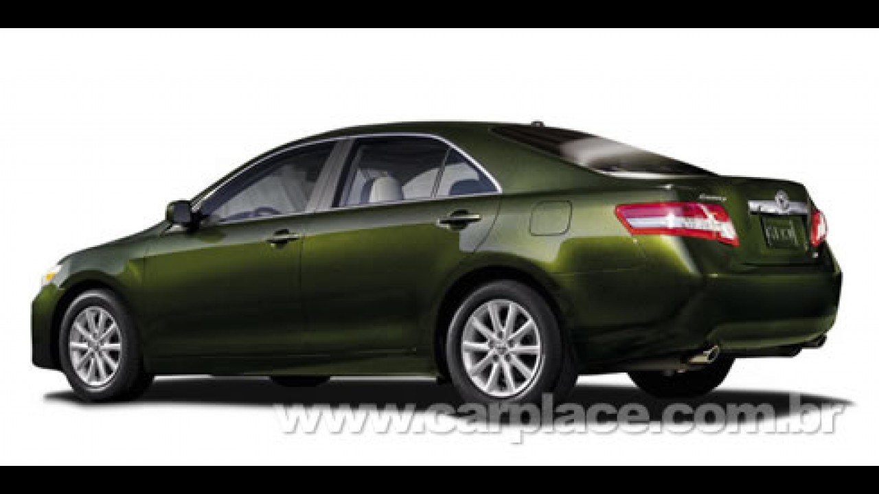 Salão de Detroit: Toyota Camry 2010 ganha mudanças visuais e mecânicas