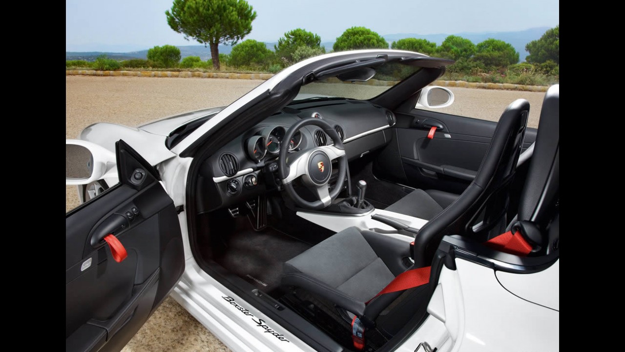 Porsche revela detalhes do Boxster Spyder 2010