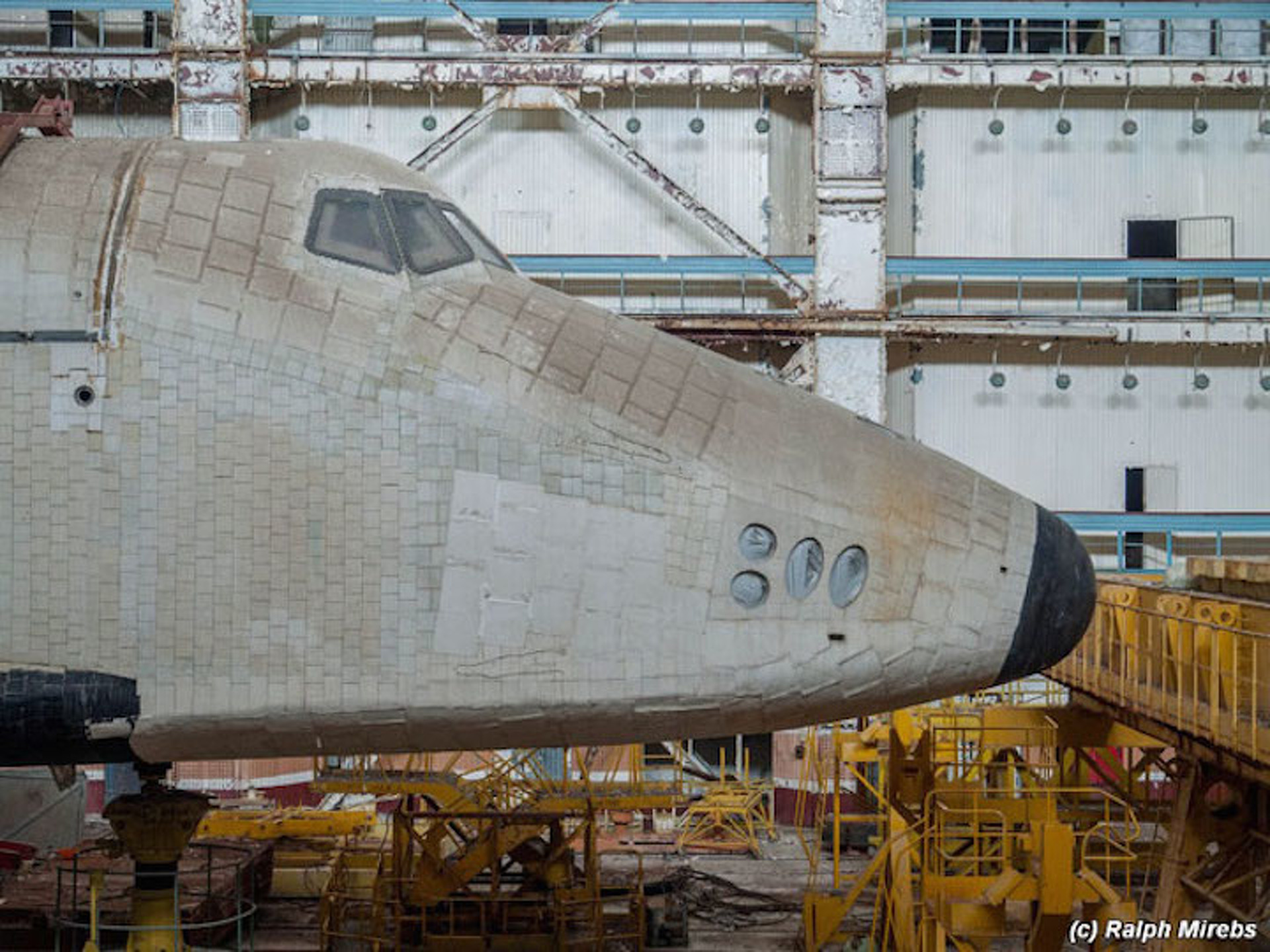 This Abandoned Soviet Space Center Looks Like Something Out of a Movie