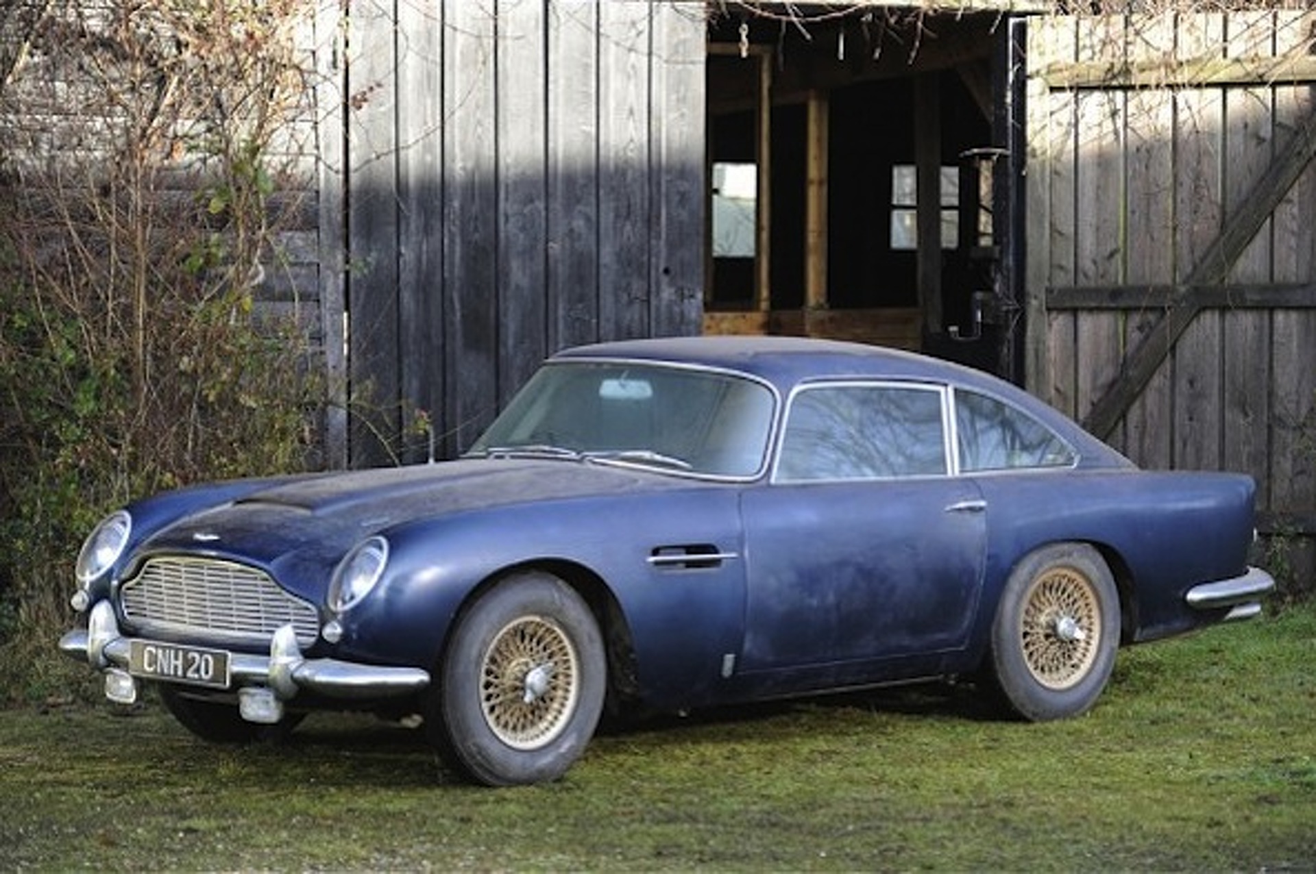 300K Aston Martin DB5 Barn Find Set for Auction
