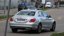 Makyajlı Mercedes C Sınıfı casus fotoğrafları
