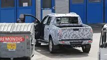 Mercedes GLT spy photo