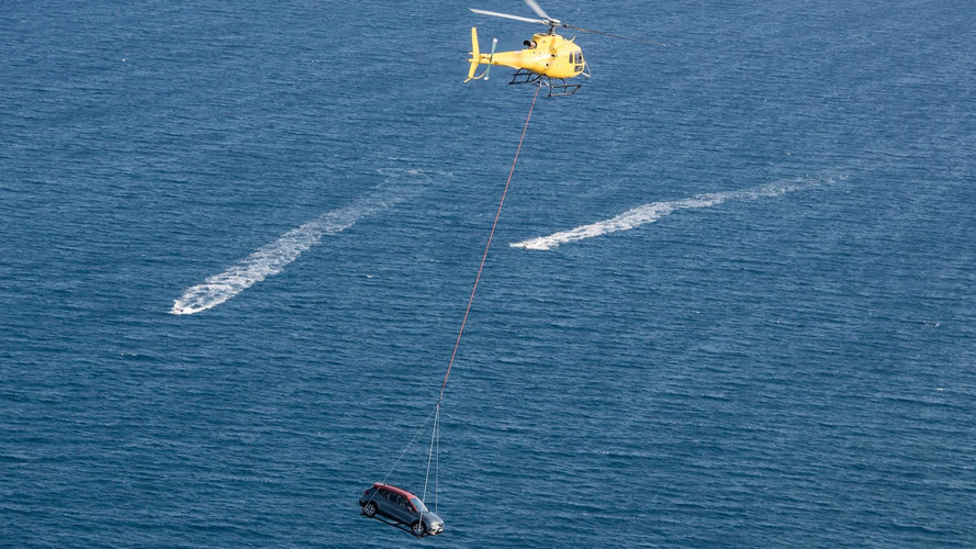 SEAT Arona Helicopter Ride