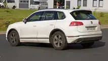 2018 VW Touareg yeni casus fotoğraflar