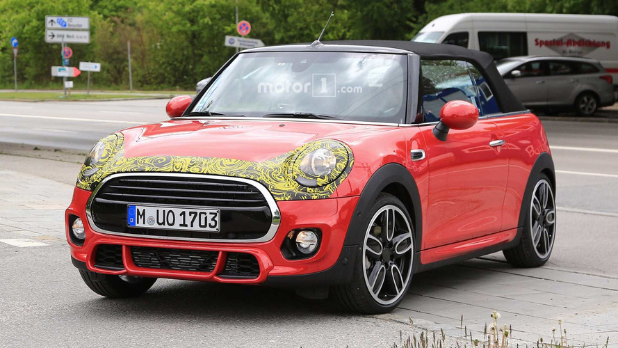 Mini Convertible facelift spy photo