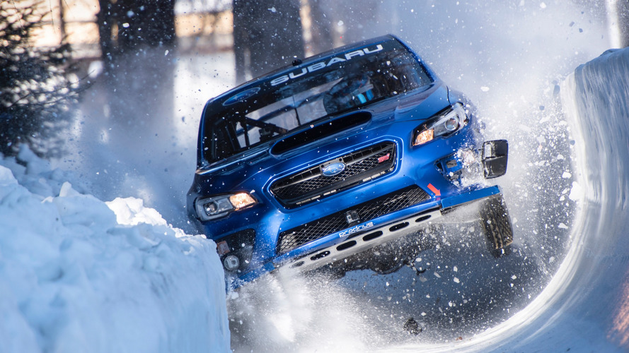 VIDÉO - Une Subaru WRX affronte une piste de bobsleigh