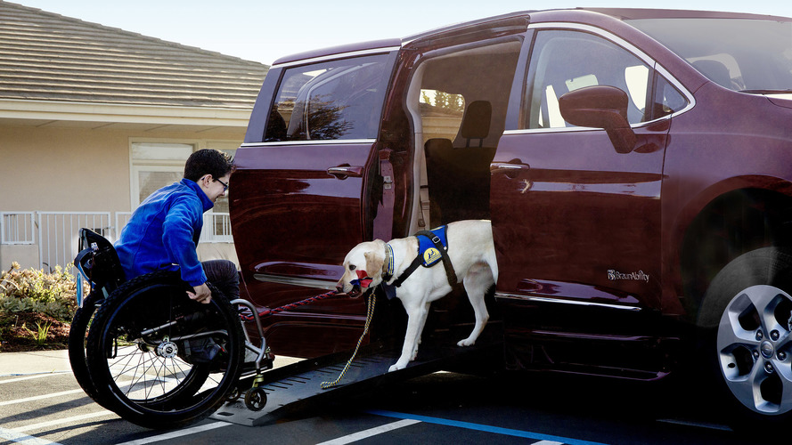 BraunAbility Chrysler Pacifica