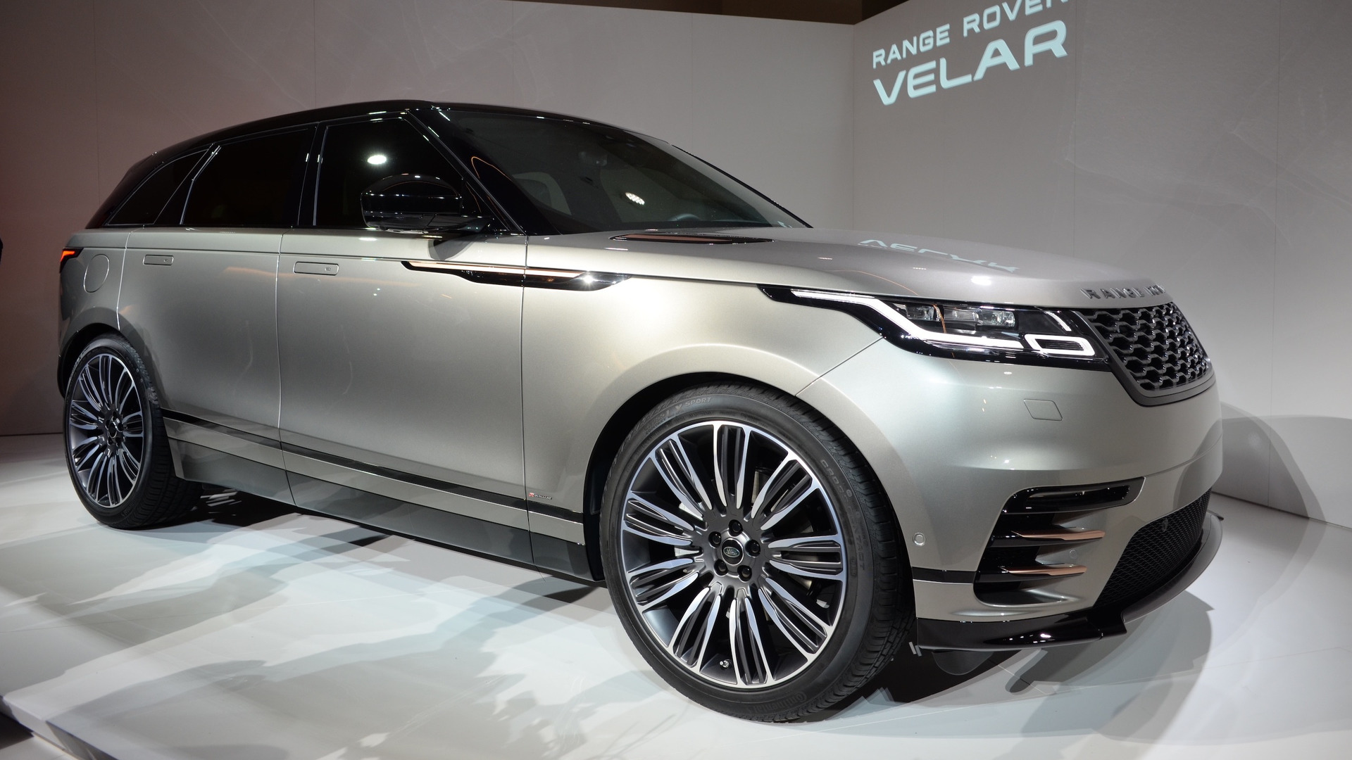 Range Rover Velar Price Usa >> Range Rover Velar And 2018 Jaguar F Type To Debut In New York Range Rover Velar Price Usa >> Range Rover Velar And 2018 Jaguar F Type To Debut In New York