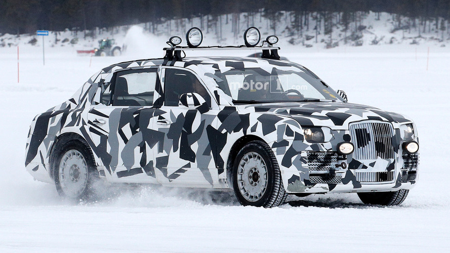 Mysterious limousine prototype spy photo