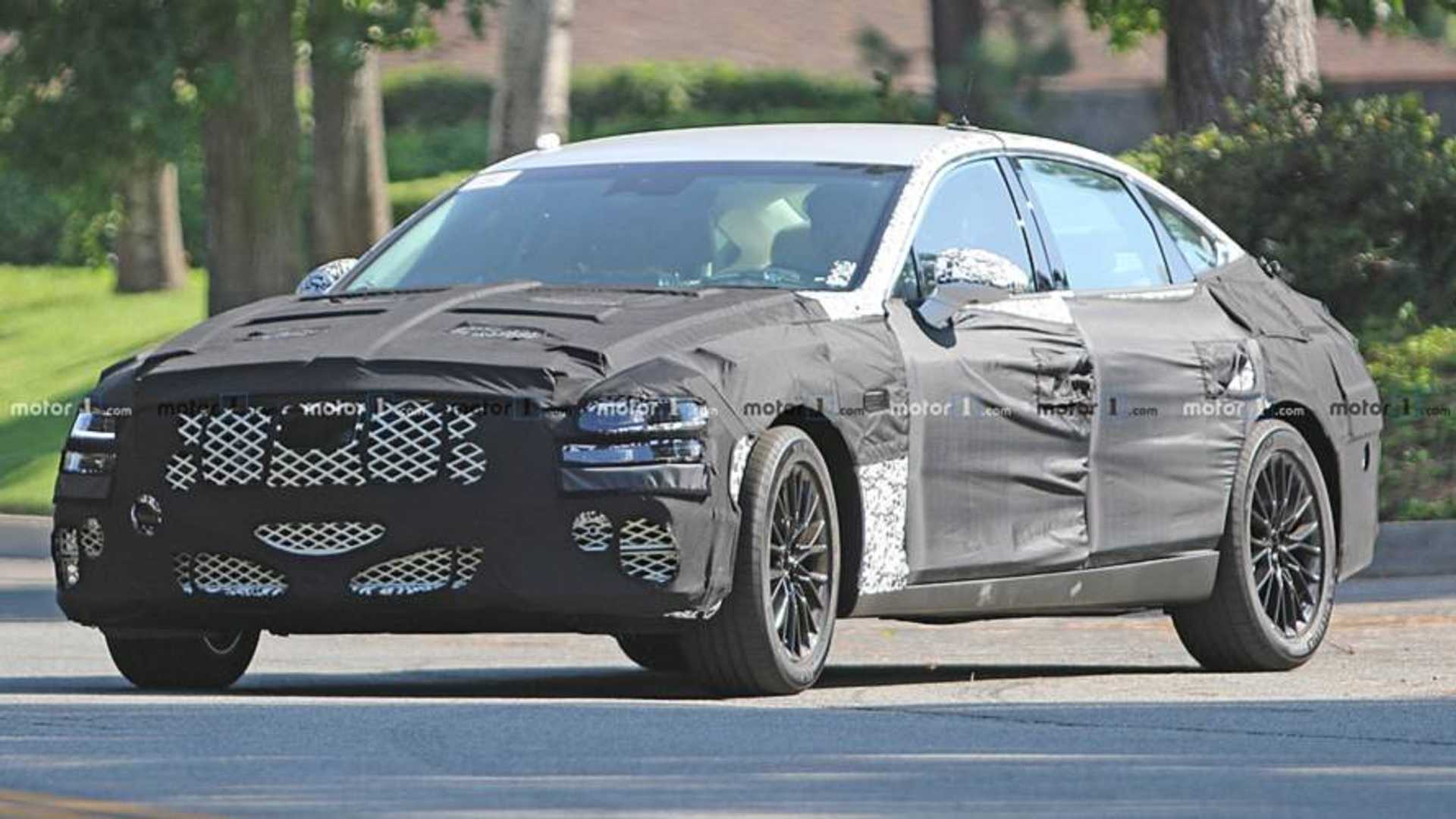 https://cdn.motor1.com/images/mgl/PxAEy/s1/genesis-g80-spy-shots.jpg genesis-g80-spy-shots