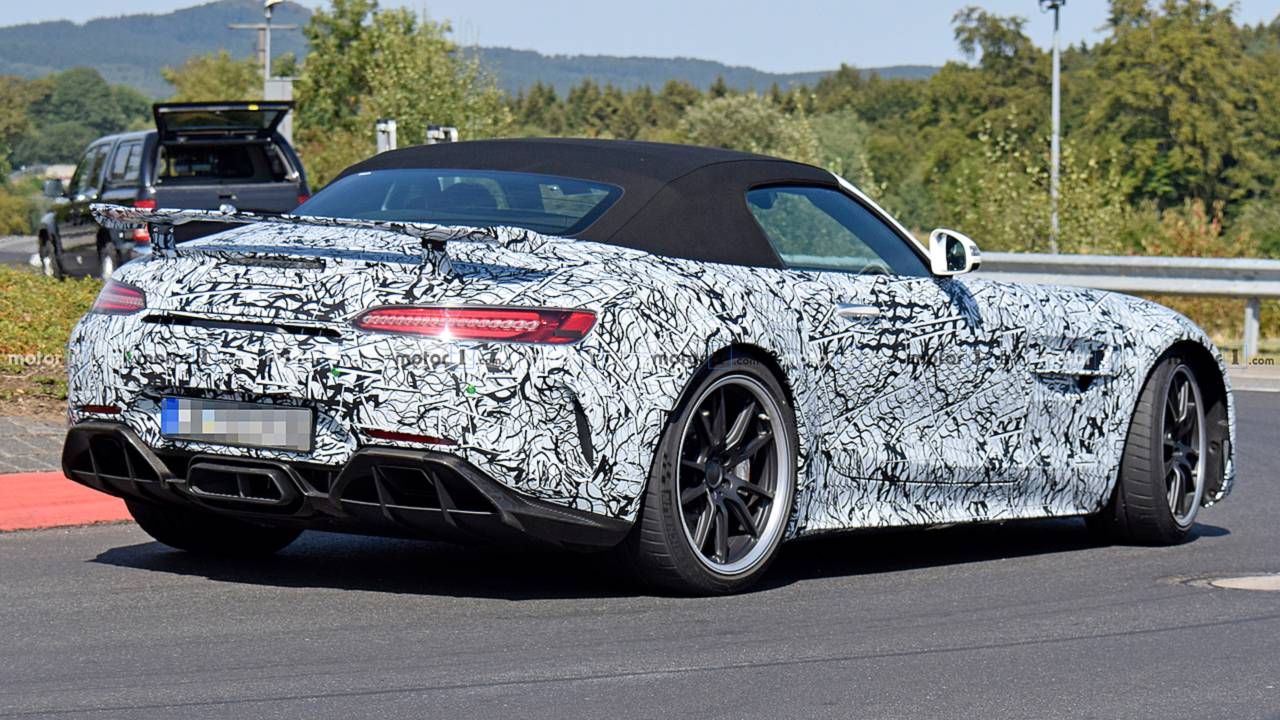 Mercedes-AMG GT-R Roadster
