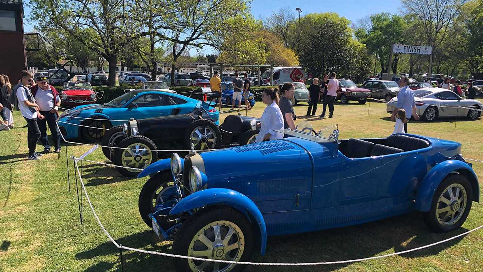 Classic Park galería de fotos y videos con todos los autos del