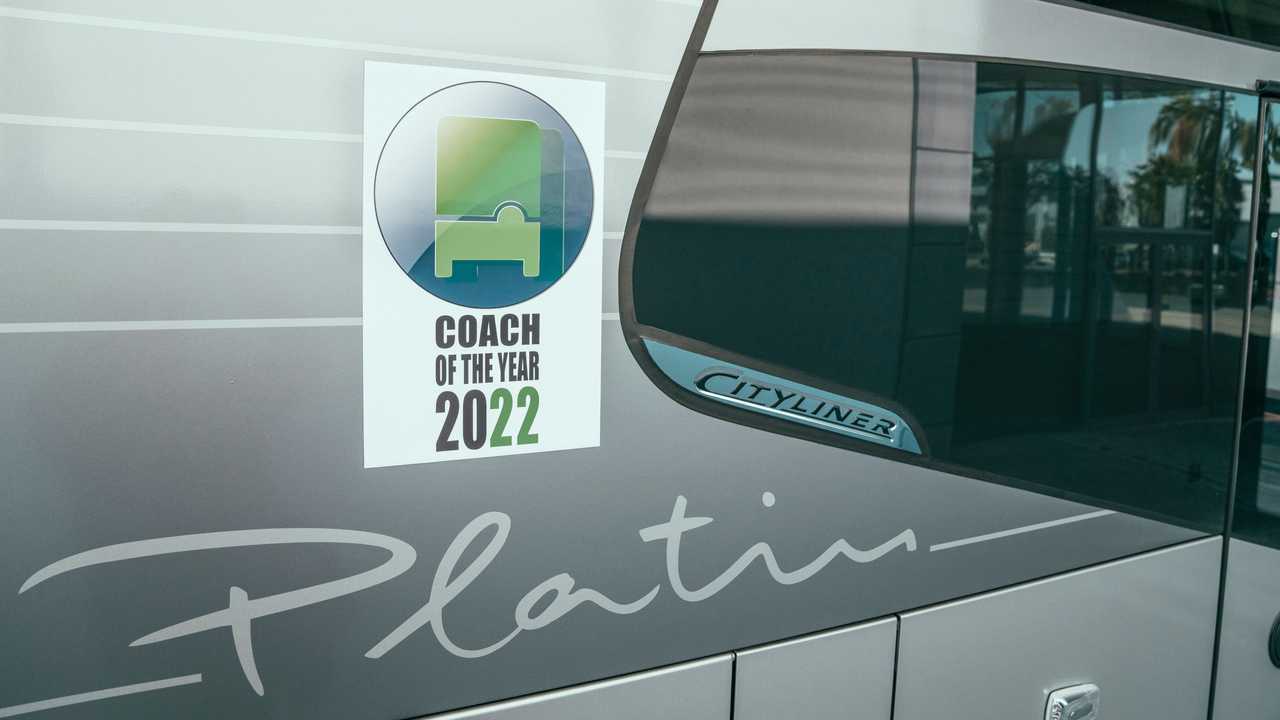 p-bus-eot-neocityliner-coty-2022-07