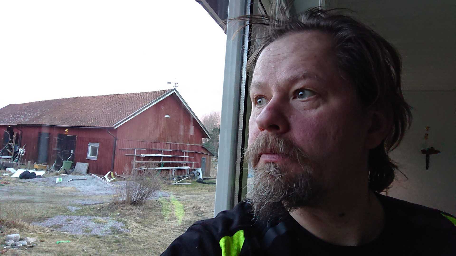 Engine Heater Helps Extend Tesla Model X Range In Sweden