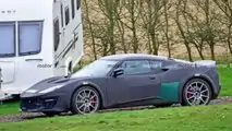 Lotus Esprit auf Erlkönigbildern