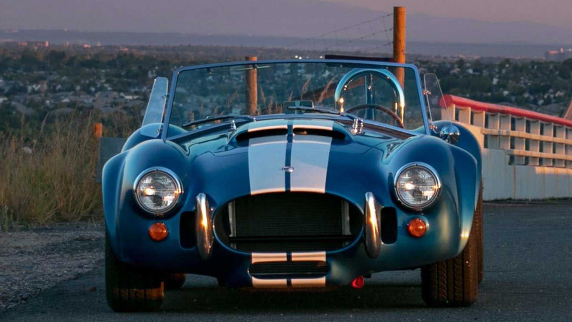 ["Rule The Roads In This 1965 Shelby Cobra Replica"]